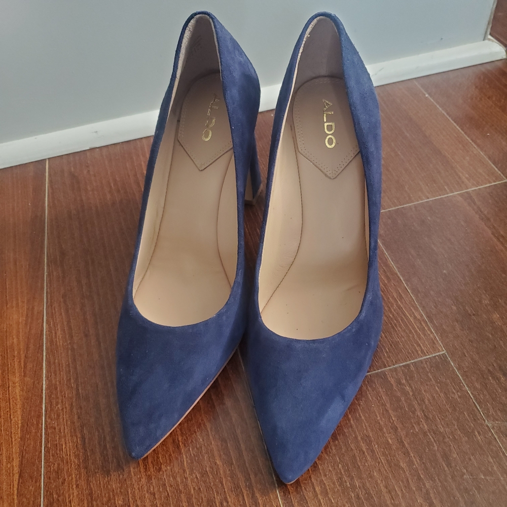 💙 NWT ALDO Women's Blue Suede Pumps